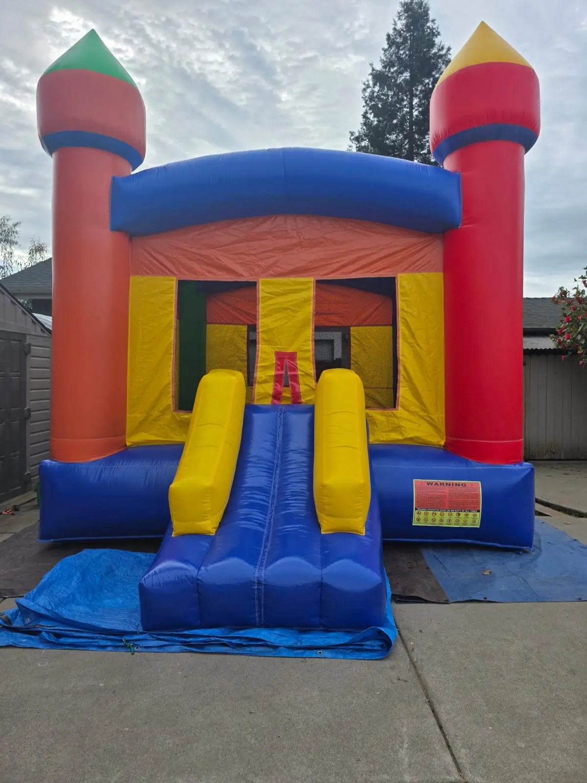 Bounce Houses & Water Slides